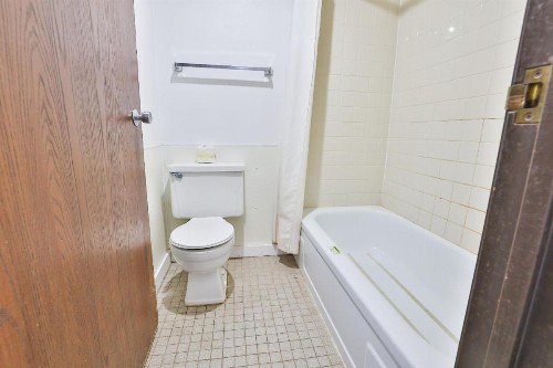 Americas Best Value Inn Pipestone - image 29
