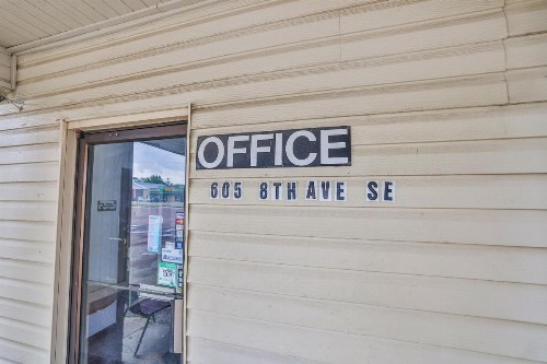 Americas Best Value Inn Pipestone - image 5