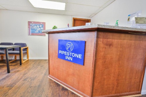 Americas Best Value Inn Pipestone - image 9