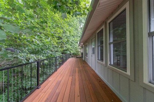 Journey House with Views - image 10