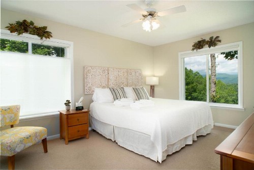 Journey House with Views - image 12