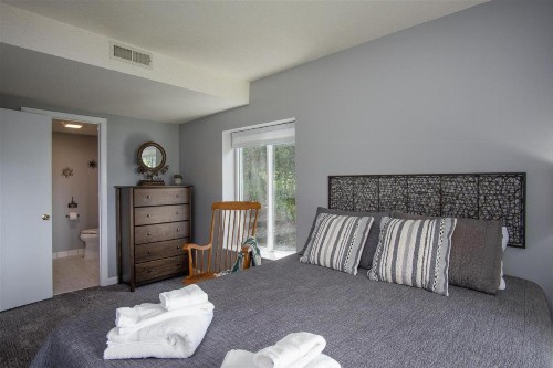 Journey House with Views - image 5