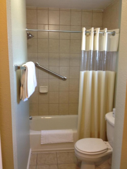 Blue Seal Inn - image 11