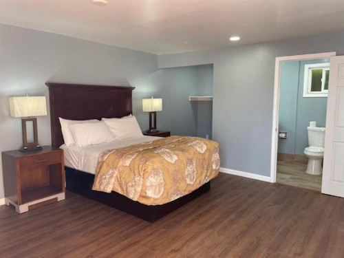 Blue Seal Inn - image 13
