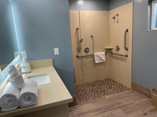 Blue Seal Inn - image 16