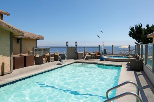 Cottage Inn by the Sea - image 22