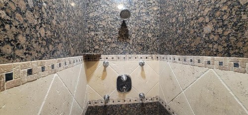 Beachwalker Inn & Suites - image 21