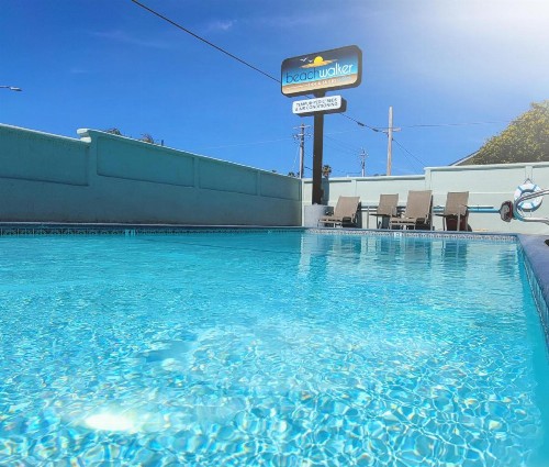 Beachwalker Inn & Suites - image 46