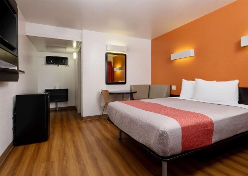 Motel 6-Pismo Beach CA - image 24