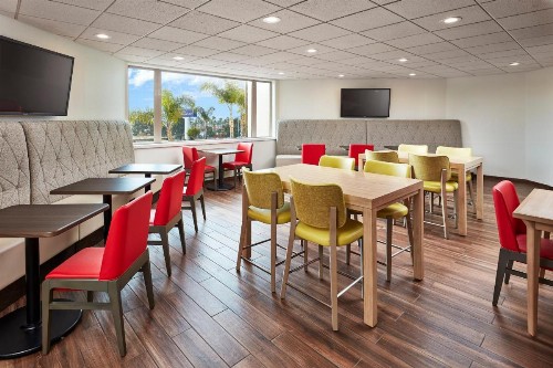 Hilton Garden Inn San Luis Obispo/Pismo Beach - image 18