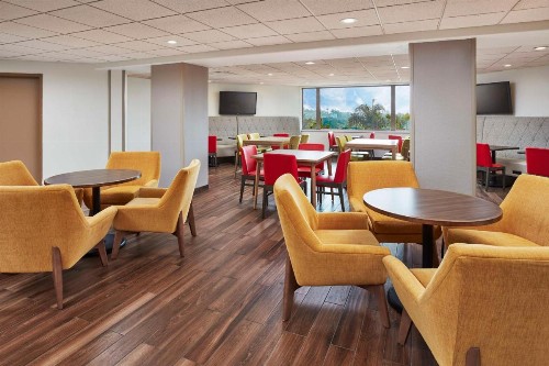 Hilton Garden Inn San Luis Obispo/Pismo Beach - image 26