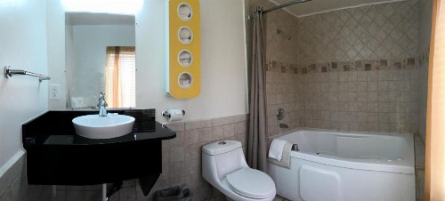 Motel 6 Pismo Beach - Pacific Ocean - image 10