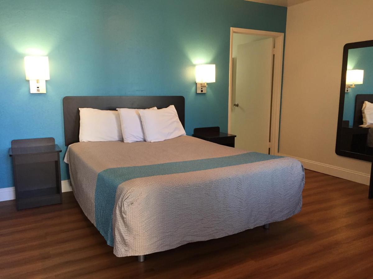 Motel 6 Pismo Beach - Pacific Ocean - image 4