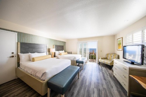 Inn at the Cove - image 3