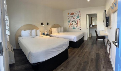 Ocean Palms Motel - image 3