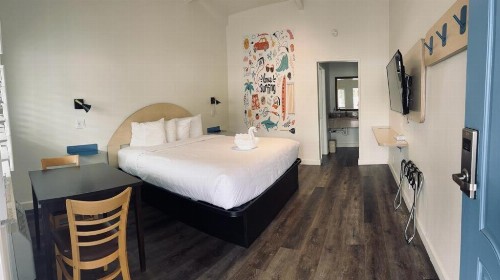 Ocean Palms Motel - image 9