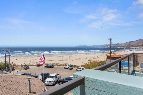 Beach House Inn & Suites - image 13