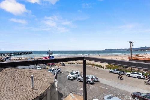 Beach House Inn & Suites - image 15