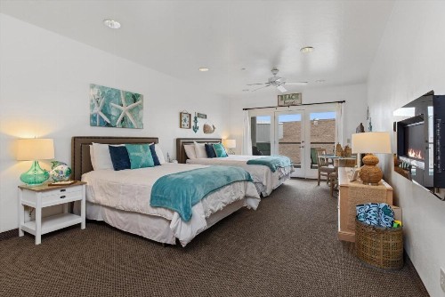 Beach House Inn & Suites - image 18
