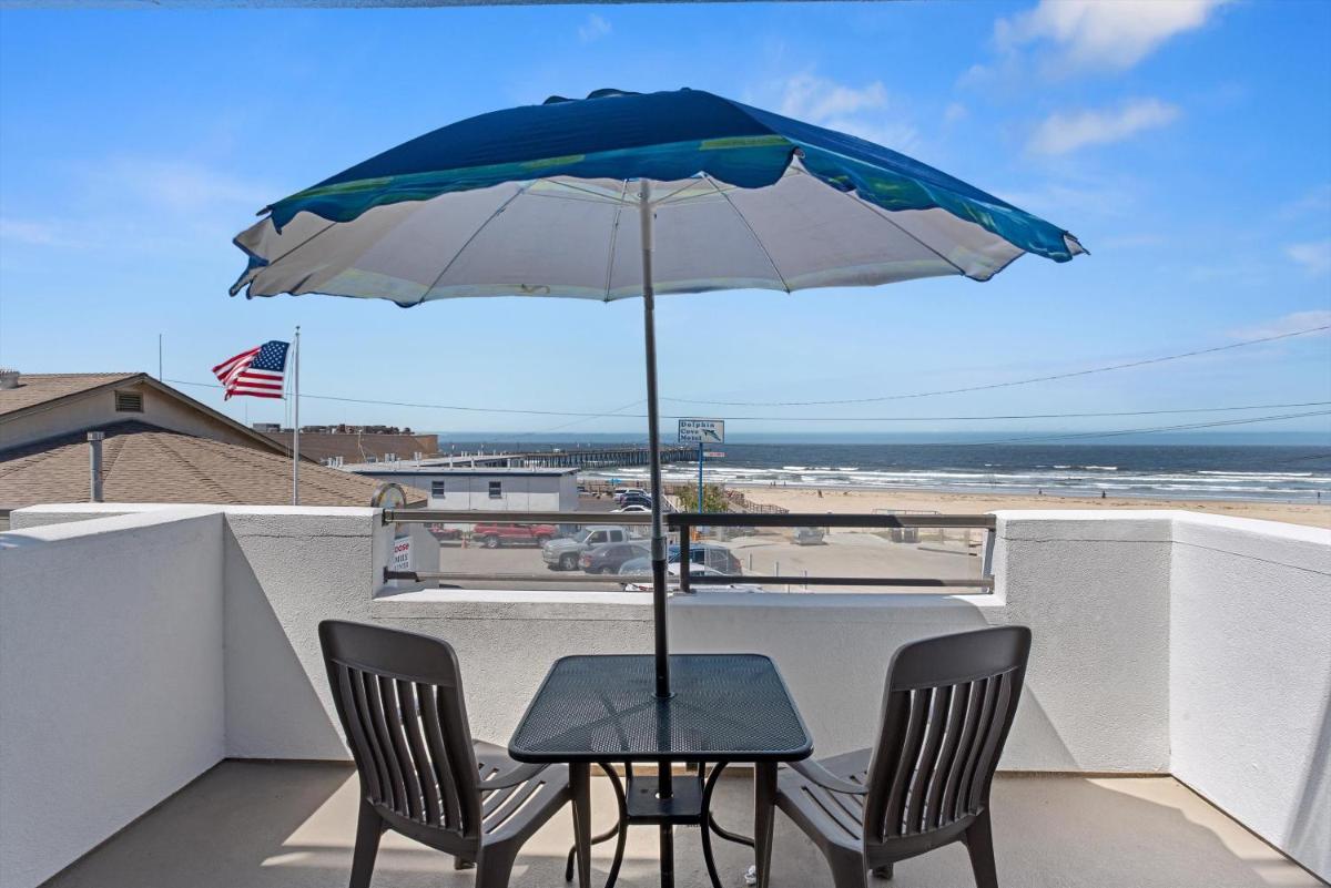 Beach House Inn & Suites - image 3