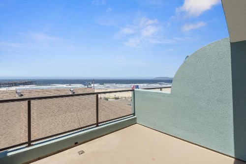 Beach House Inn & Suites - image 47