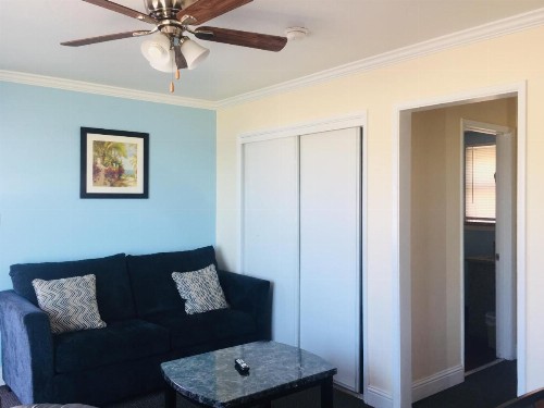 Dolphin Cove Motel - image 22