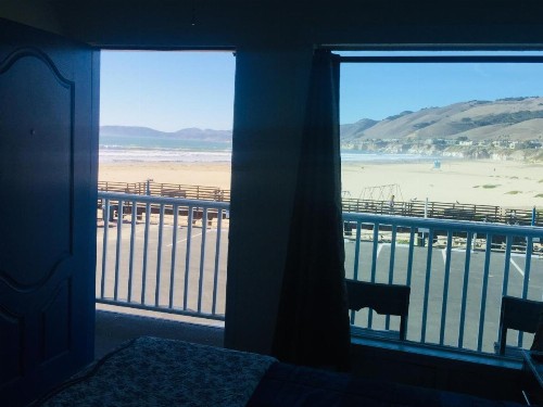 Dolphin Cove Motel - image 27