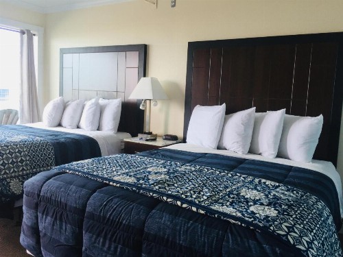 Dolphin Cove Motel - image 50
