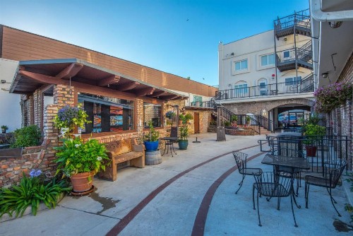 Pismo Beach Hotel - image 18