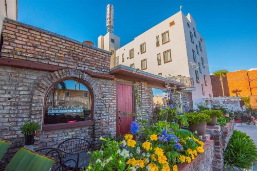 Pismo Beach Hotel - image 20