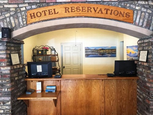 Pismo Beach Hotel - image 23