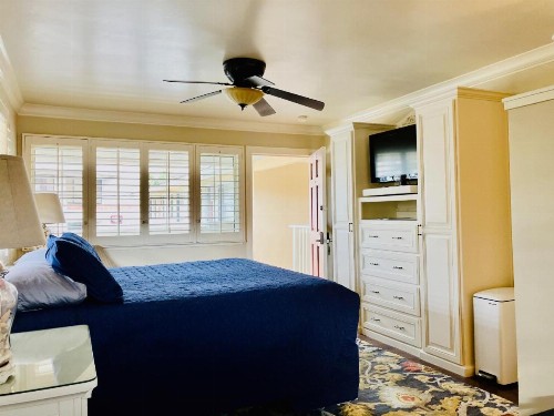 Beachcomber Inn - image 4