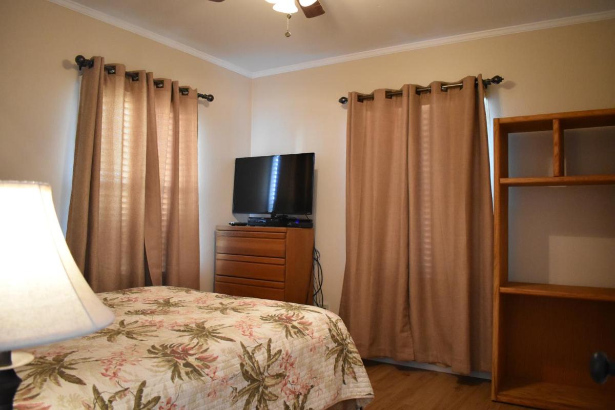 340 Hollister - main image
