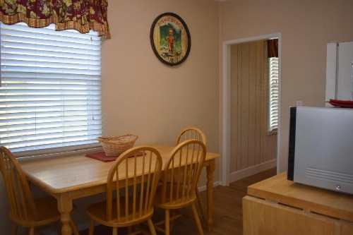 340 Hollister - image 4