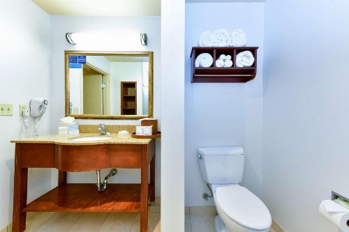 Hampton Inn & Suites Pittsburg - image 36