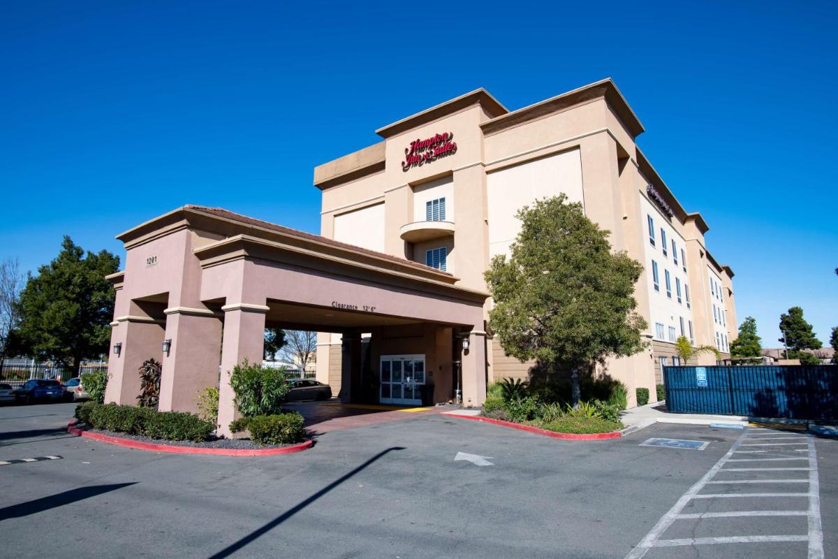 Hampton Inn & Suites Pittsburg - image 6