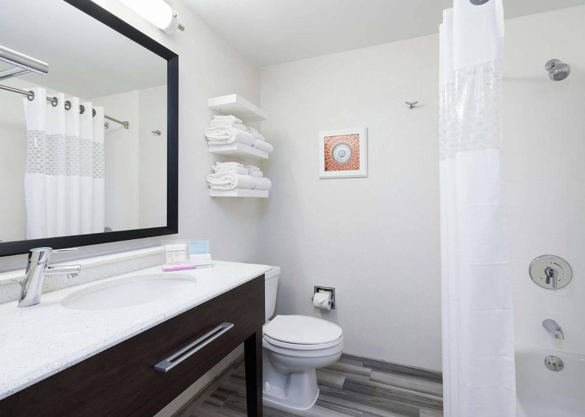 Hampton Inn Pittsburgh University Medical Center - image 2
