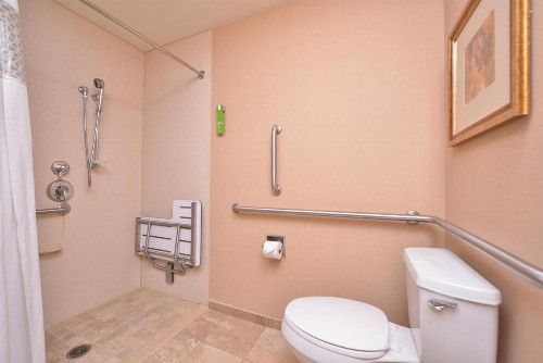 Pittsburgh-McKnight Rd Hotel - image 11