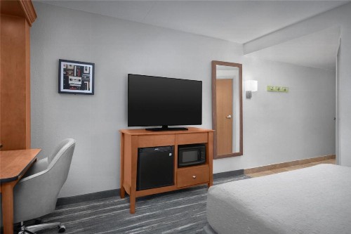 Hampton Inn Pittsburgh Greentree - image 13