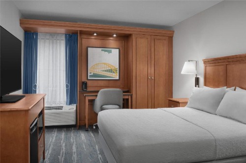 Hampton Inn Pittsburgh Greentree - image 22