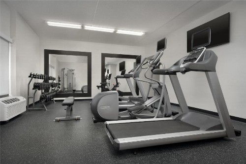 Hampton Inn Pittsburgh Greentree - image 9