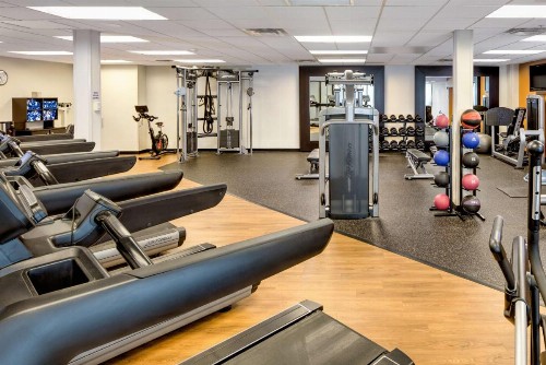 DoubleTree by Hilton Hotel & Suites Pittsburgh Downtown - image 22