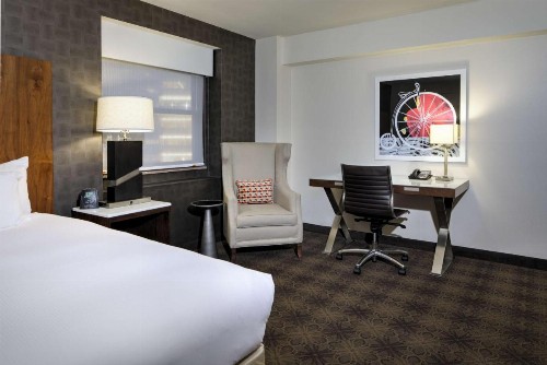 DoubleTree by Hilton Hotel & Suites Pittsburgh Downtown - image 36