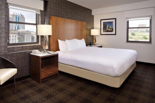 DoubleTree by Hilton Hotel & Suites Pittsburgh Downtown - image 41