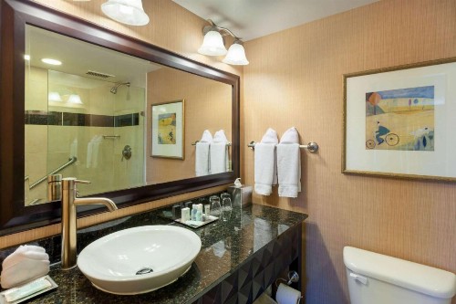 Wyndham Grand Pittsburgh - image 10
