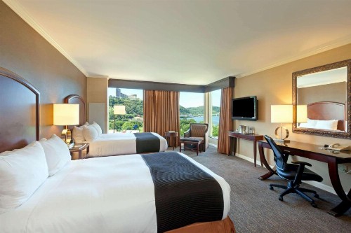 Wyndham Grand Pittsburgh - image 17