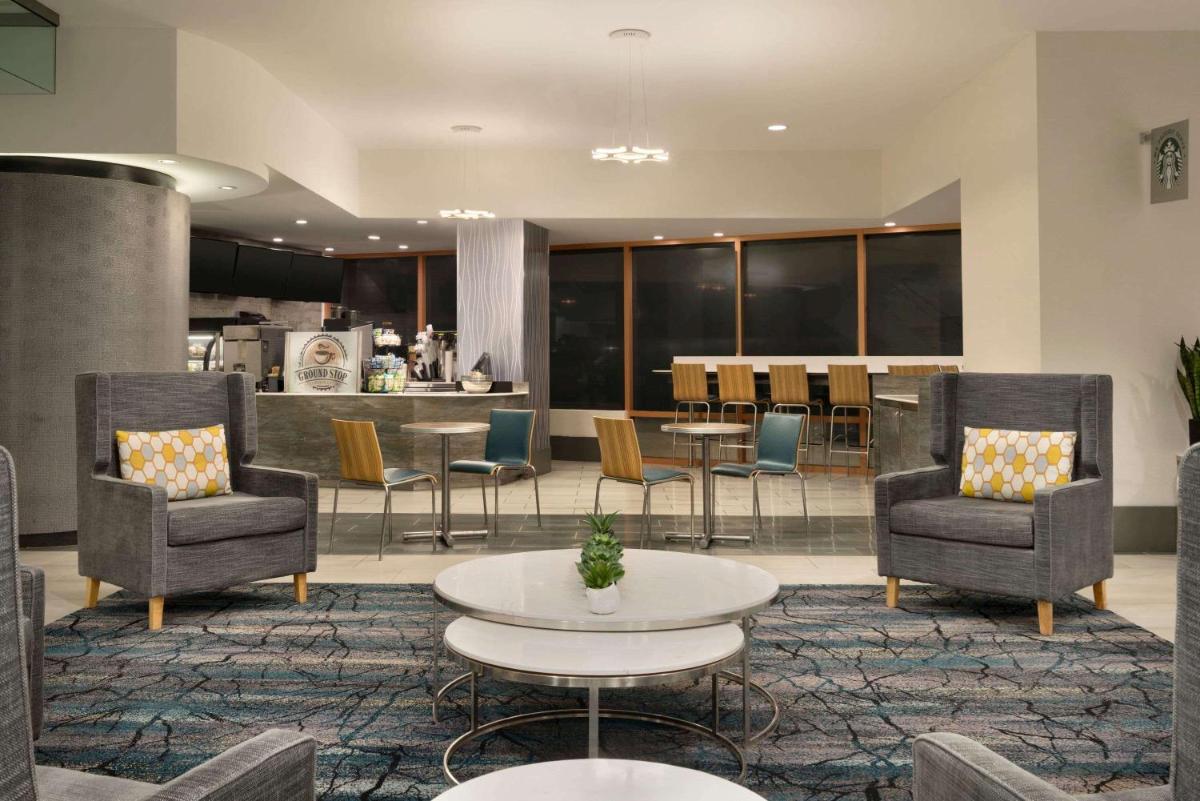 Wyndham Grand Pittsburgh - image 5