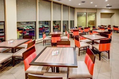 Comfort Inn Conference Center Pittsburgh - image 27