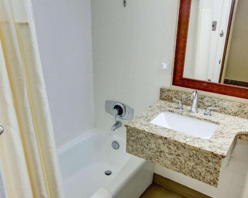 Comfort Inn Conference Center Pittsburgh - image 35