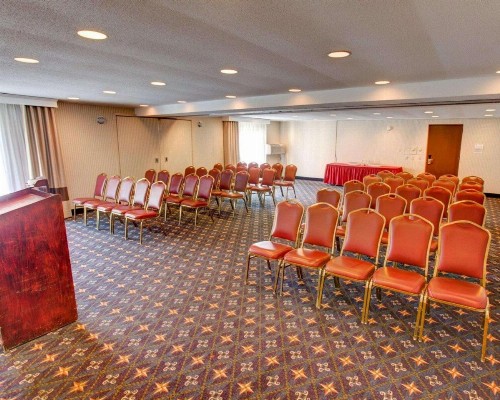 Comfort Inn Conference Center Pittsburgh - image 37
